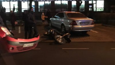 ДТП в Івано-Франківську: травмовано мотоцикліста