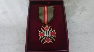 Відзнака міністра оборони України «Хрест Сухопутних військ»