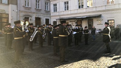 Військовий оркестр зіграв для львів’ян з нагоди Дня Збройних сил України