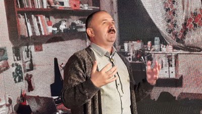 У Миколаївському академічному художньому драматичному театрі відбувся квартирник "Директорська ложа" У Миколаївському академічному художньому драматичному театрі відбувся квартирник "Директорська ложа"
