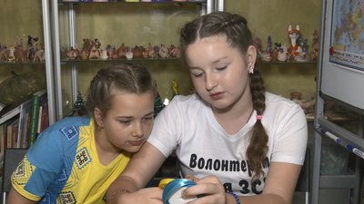 "Дитячий фронт": історії юних волонтерів із Черкащини