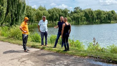 петиція про фігури в гідропарку петиція про фігури в гідропарку