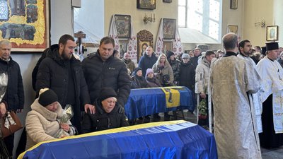 У Полтаві прощалися з трьома солдатами із Полтавщини
