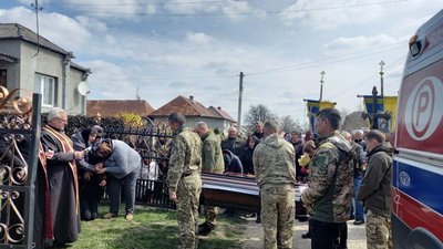 На Тернопільщині попрощалися з двома бійцями