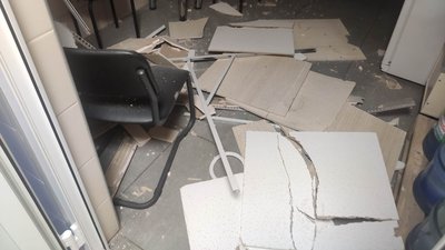 Внаслідок ракетного удару в Хмельницькому пошкоджено комерційний об'єкт. 31 грудня 2022 рік Внаслідок ракетного удару в Хмельницькому пошкоджено комерційний об'єкт. 31 грудня 2022 рік