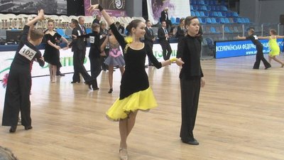 1500 учасників з 25 країн. У Дніпрі відбувся міжнародний турнір зi спортивних танців (ВІДЕО)