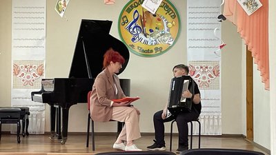 Акордеонист з Донбасу у 9 років підкорив світ Акордеонист з Донбасу у 9 років підкорив світ