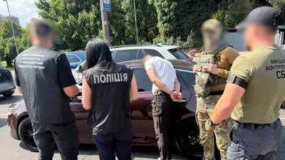 3500 і 2000 доларів за зняття з розшуку: на Одещині затримали двох військових ТЦК