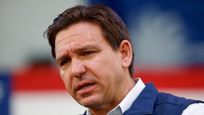 Губернатор американського штату Флорида Рон ДеСантіс 