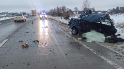 На Житомирщині у ДТП загинула жінка, її чоловік отримав травми На Житомирщині у ДТП загинула жінка, її чоловік отримав травми