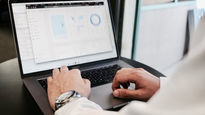 Програма "єРобота". Скільки заявок на мікрогранти подали жителі Київщини