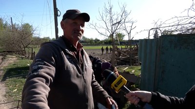 "Діти гинуть. За що вони вмирають?": як після обстрілу оговтуються жителі Лизунівки на Чернігівщині, де загинув підліток