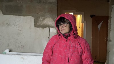 "Даху не було зовсім": як у Харкові відновлюють обстріляний будинок після російського обстрілу "Даху не було зовсім": як у Харкові відновлюють обстріляний будинок після російського обстрілу