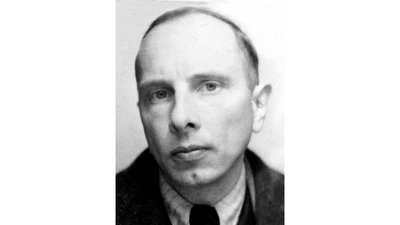 "Книги знищують, бо постаті в них надають силу": Дробович про вилучення армією РФ українських книжок "Книги знищують, бо постаті в них надають силу": Дробович про вилучення армією РФ українських книжок