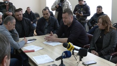 Докази для припинення оренди Почаївської лаври: відбулося виїзне засідання Докази для припинення оренди Почаївської лаври: відбулося виїзне засідання