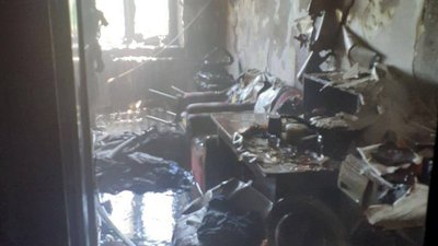 Через пожежу в Одесі евакуювали 9 людей, з них троє — діти Через пожежу в Одесі евакуювали 9 людей, з них троє — діти