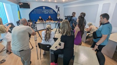 Під час брифінгу Сергія Зюбаненка Під час брифінгу Сергія Зюбаненка