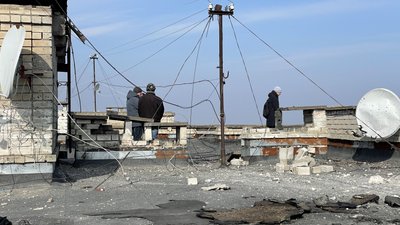 Військові РФ продовжують руйнувати обстрілами будинки херсонців