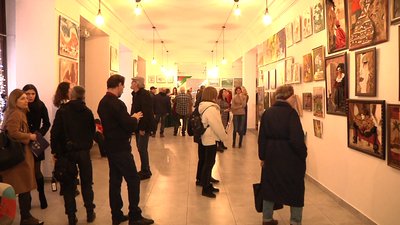 В туристично-інформаційному центрі Запоріжжя відкрився Різдвяний вернісаж В туристично-інформаційному центрі Запоріжжя відкрився Різдвяний вернісаж