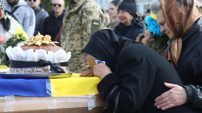 У Рівному попрощалися з військовим Михайлом Григорчуком У Рівному попрощалися з військовим Михайлом Григорчуком