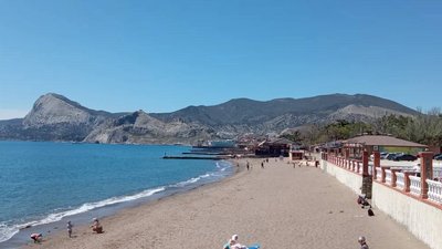 Після шторму в Судаку обвалилась набережна, відремонтована у 2023 році