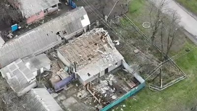 Наслідки влучання російського БпЛА у Клиновій-Новоселівці 12 квітня 2026 року