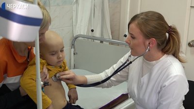 У Черкаському дитячому обласному онкоцентрі встановили "Скриньку хоробрості" У Черкаському дитячому обласному онкоцентрі встановили "Скриньку хоробрості"