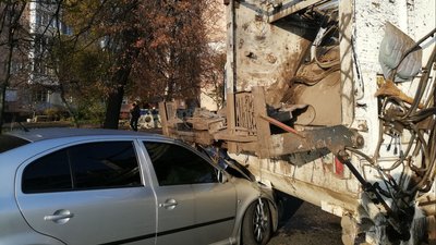 У середмісті Черкас ДТП. Проїзд обмежили У середмісті Черкас ДТП. Проїзд обмежили