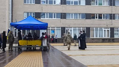 На Кіровоградщині попрощалися з чотирма захисниками На Кіровоградщині попрощалися з чотирма захисниками