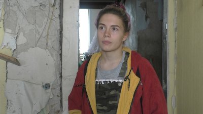 У Запоріжжі власниця врятувала з-під завалів будинку після ракетного обстрілу двох котів та пітонів У Запоріжжі власниця врятувала з-під завалів будинку після ракетного обстрілу двох котів та пітонів