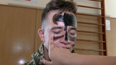 Урок від військових: рівненських школярів навчали учасники бойових дій Урок від військових: рівненських школярів навчали учасники бойових дій