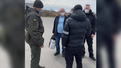 На КПП "Ужгород" відбулась екстрадиція засудженого в Словаччині українця