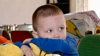 На Тернопільщині в гуртожитку освітнього закладу прихистили майже триста переселенців На Тернопільщині в гуртожитку освітнього закладу прихистили майже триста переселенців