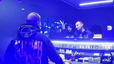 Відео з затримання чоловіка у НововолинськуПросто