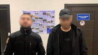 На Закарпатті затримали чоловіка за підозрою у збуті наркотиків