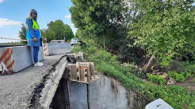 На Волині дорожники відремонтували пошкоджений міст