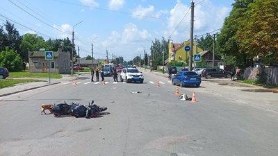 Трирічний хлопчик, який травмувався у ДТП на Хмельниччині, помер у лікарні