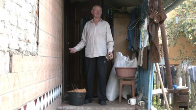 На Рівненщині у селах встановили контейнери для сміття. Селяни відреагували На Рівненщині у селах встановили контейнери для сміття. Селяни відреагували