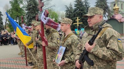 У Черкасах попрощалися із двома захисниками