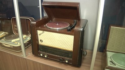 Патефони та грамофони кінця 19 століття: у Слов’янську відкрилась ретро-виставка Патефони та грамофони кінця 19 століття: у Слов’янську відкрилась ретро-виставка