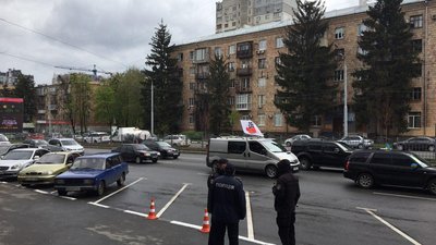 У Харкові підприємці організували автопробіг за зниження податкової ставки У Харкові підприємці організували автопробіг за зниження податкової ставки