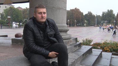 В Тернополі переселенці з Херсона майструють буржуйки для військовослужбовців В Тернополі переселенці з Херсона майструють буржуйки для військовослужбовців