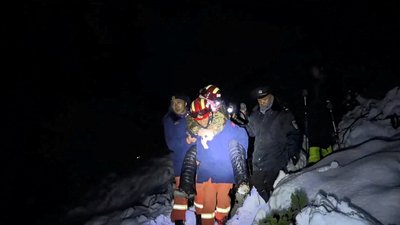 евакуація туристів з Евересту