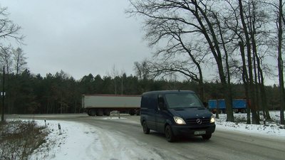 У місті на Волині відкрили проїзд, який був закритий три тижні: ремонт призупинили У місті на Волині відкрили проїзд, який був закритий три тижні: ремонт призупинили