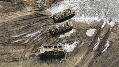 Штаб ООС опублікував фото спаленої техніки РФ за 1 квітня Штаб ООС опублікував фото спаленої техніки РФ за 1 квітня