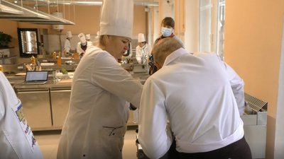 Херсонщина у пілотному проєкті: ті, хто вчитиме необхідних спеціалістів в ПТУ, навчаються самі Херсонщина у пілотному проєкті: ті, хто вчитиме необхідних спеціалістів в ПТУ, навчаються самі