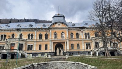 Реставрація палацу Гредлів: що планують зробити у сколівській пам'ятці після ремонту