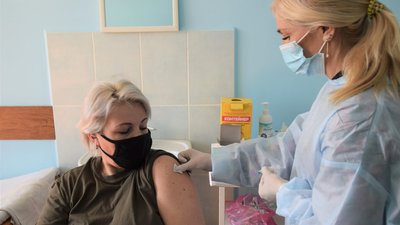 Прикордонників Закарпаття почали щеплювати від коронавірусу