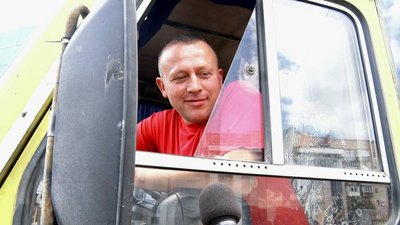 У Тернополі перекрили рух транспорту ще однією вулицею У Тернополі перекрили рух транспорту ще однією вулицею