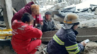 Дніпропетровщина: нещасний випадок на покинутій фермі – на чоловіка впала бетонна плита